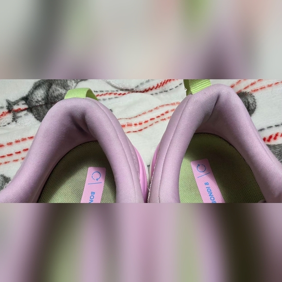 HOKA Women's Bondi 8 - Picture 9 of 10